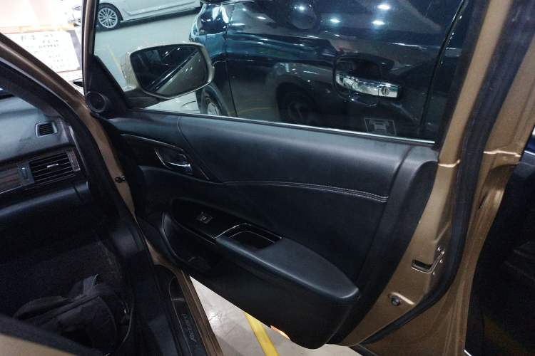 Used Honda Accord 2016 2.4L Zhi Rui Edition Right Front Door Interior