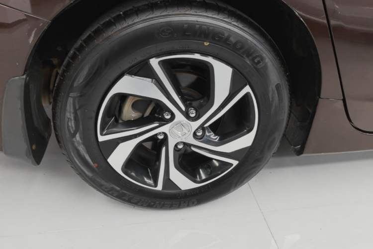 Used Honda Accord 2016 2.0L Elite Edition Right Rear Wheel Hub
