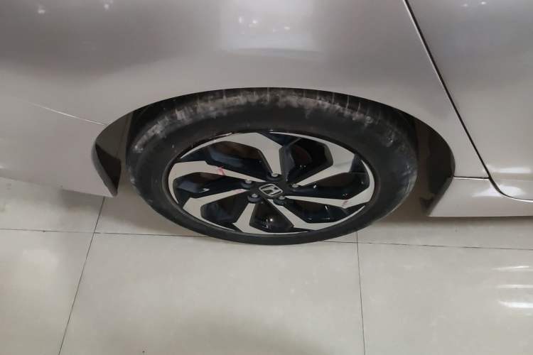 Used Honda Accord 2016 2.4L Prestige Edition Right Rear Wheel Hub