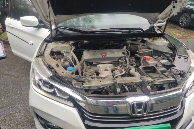 Used Honda Accord 2016 2.0L Comfort Edition Engine Bay Right