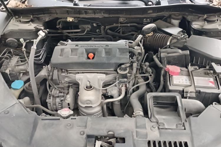 Used Honda Accord 2016 2.0L Comfort Edition Engine Bay