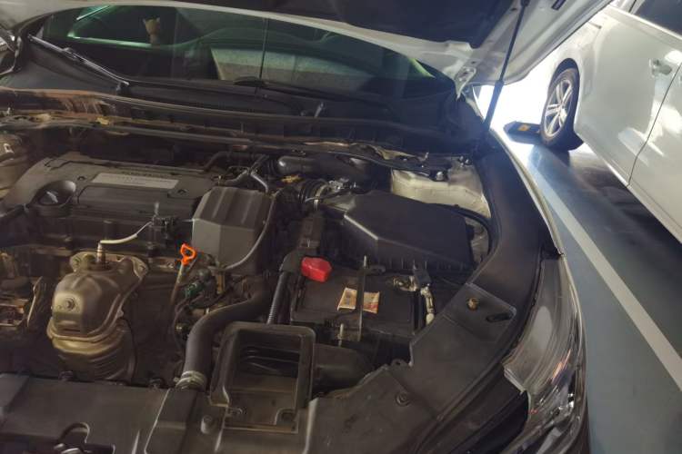 Used Honda Accord 2016 2.4L Luxury Edition Engine Bay Left
