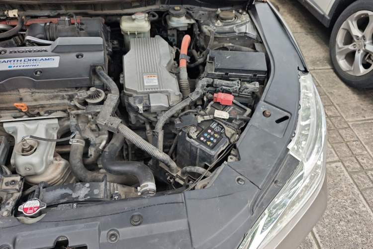 Used Honda Accord 2016 Hybrid 2.0L Rui Ling Edition Engine Bay Left