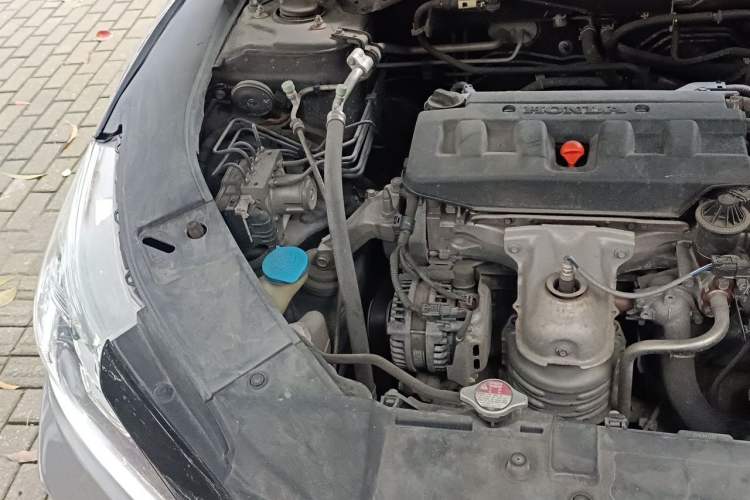 Used Honda Accord 2016 2.0L Comfort Edition Engine Bay Right