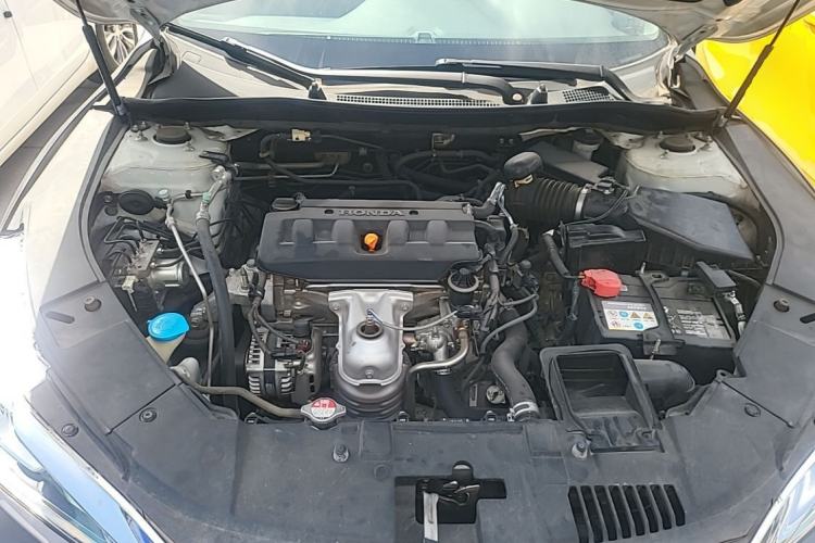 Used Honda Accord 2016 2.0L Comfort Edition Engine Bay