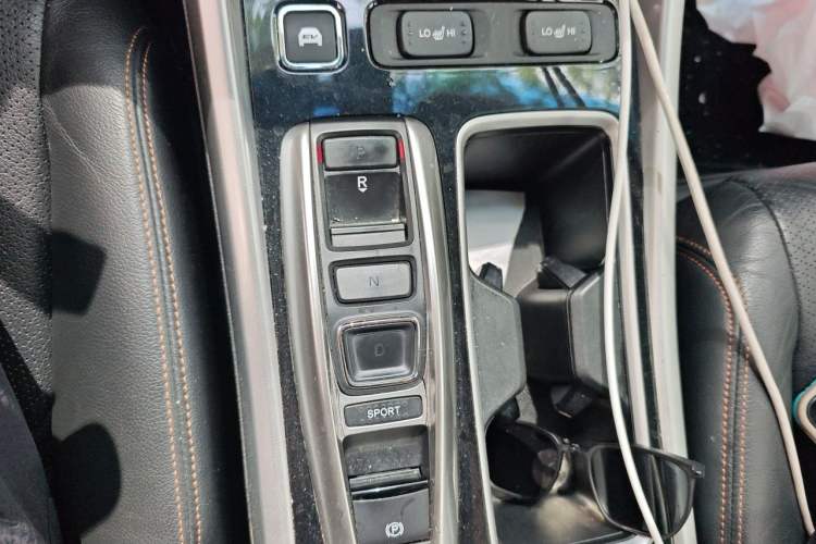 Used Honda Accord 2016 Hybrid 2.0L Rui Ling Edition Gear Lever