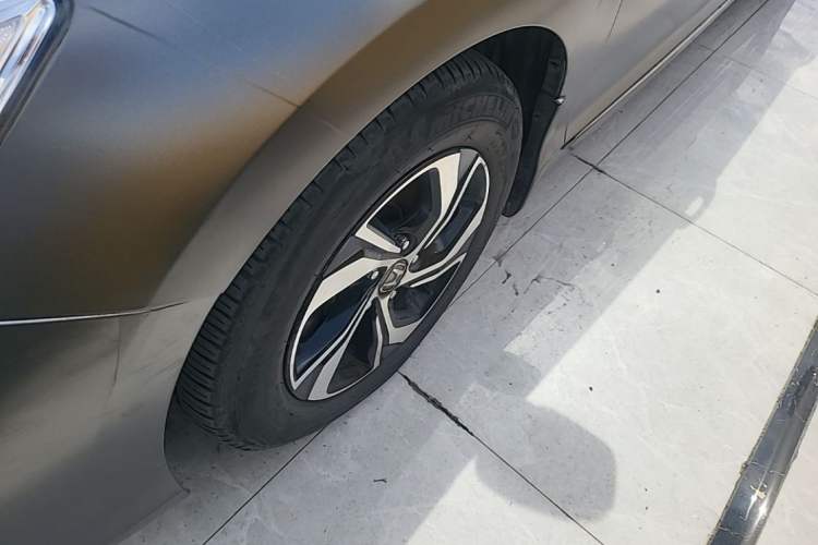 Used Honda Accord 2016 2.0L Comfort Edition Left Front Wheel Hub