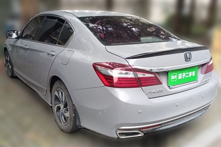 Used Honda Accord 2016 2.0L Comfort Edition Rear Left 45 Deg