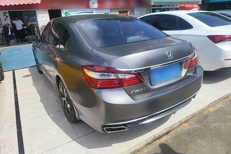 Used Honda Accord 2016 2.0L Comfort Edition Rear Left 45 Deg