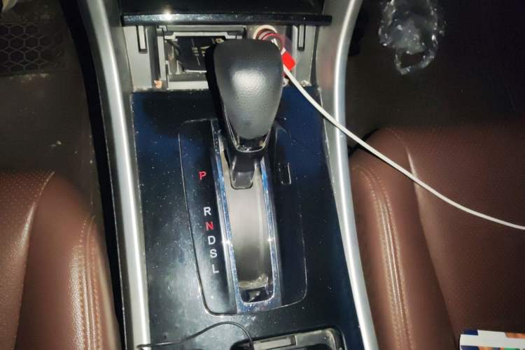 Used Honda Accord 2016 2.0L Comfort Edition Gear Lever