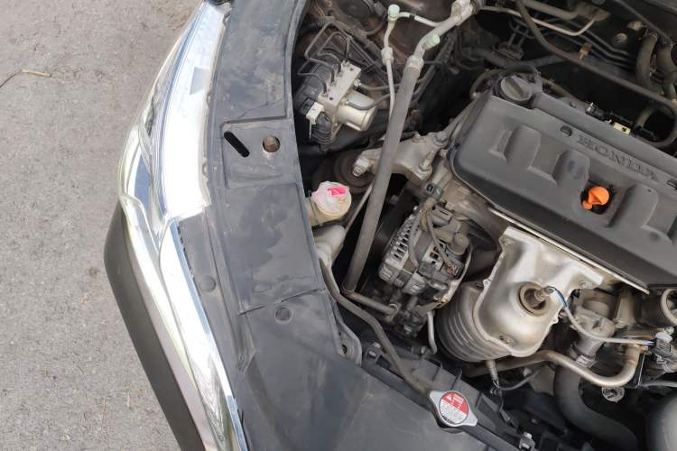 Used Honda Accord 2016 2.0L Elite Edition Engine Bay Right