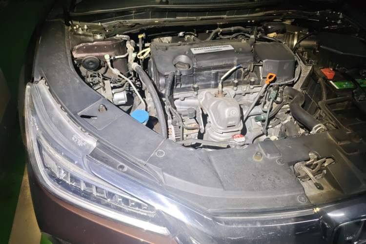 Used Honda Accord 2016 2.4L Luxury Edition Engine Bay Right