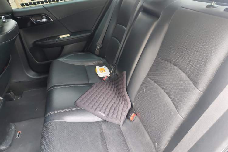 Used Honda Accord 2016 2.0L Elite Edition Left Rear Seat