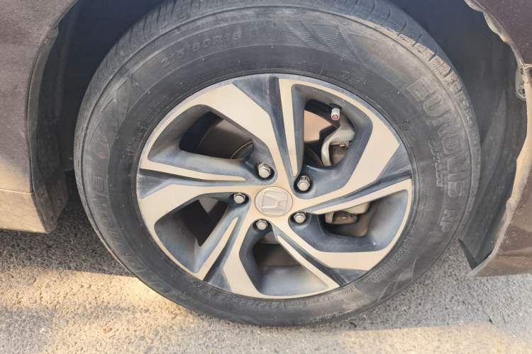Used Honda Accord 2016 2.0L Comfort Edition Right Front Wheel Hub