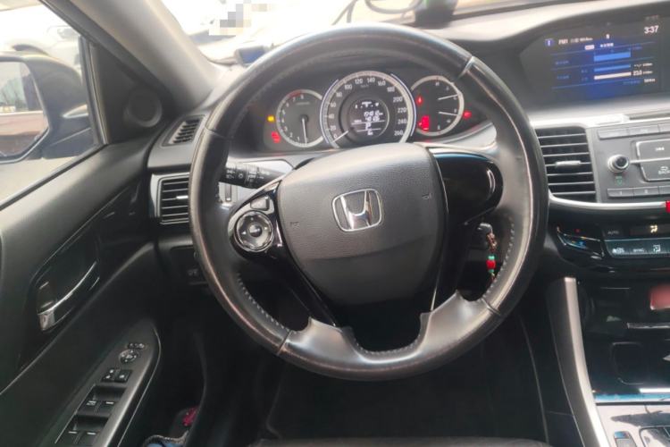 Used Honda Accord 2016 2.0L Elite Edition Steering Wheel