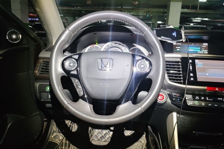 Used Honda Accord 2016 2.4L Luxury Edition Steering Wheel