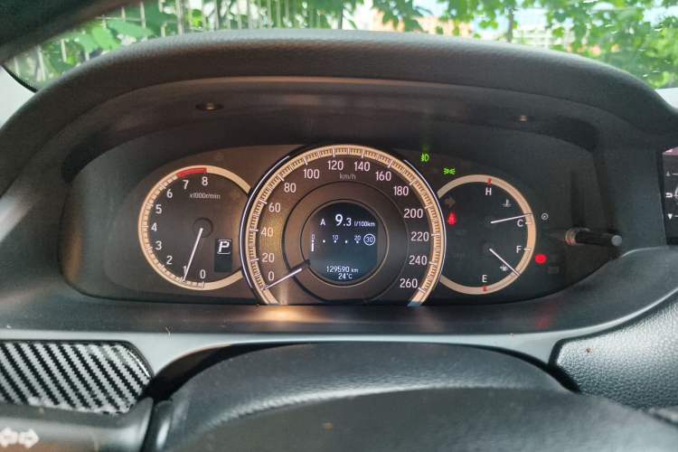 Used Honda Accord 2016 2.4L Prestige Edition Odometer Close Up