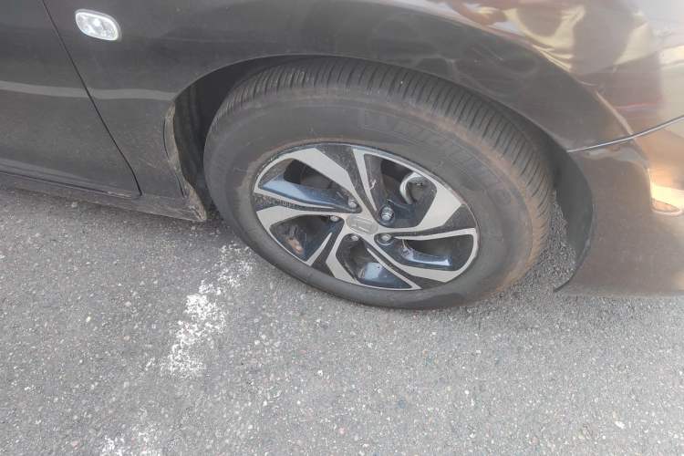 Used Honda Accord 2016 2.0L Comfort Edition Right Front Wheel Hub