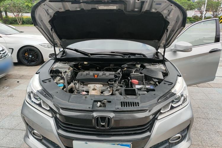 Used Honda Accord 2016 2.0L Luxury Edition Engine Bay