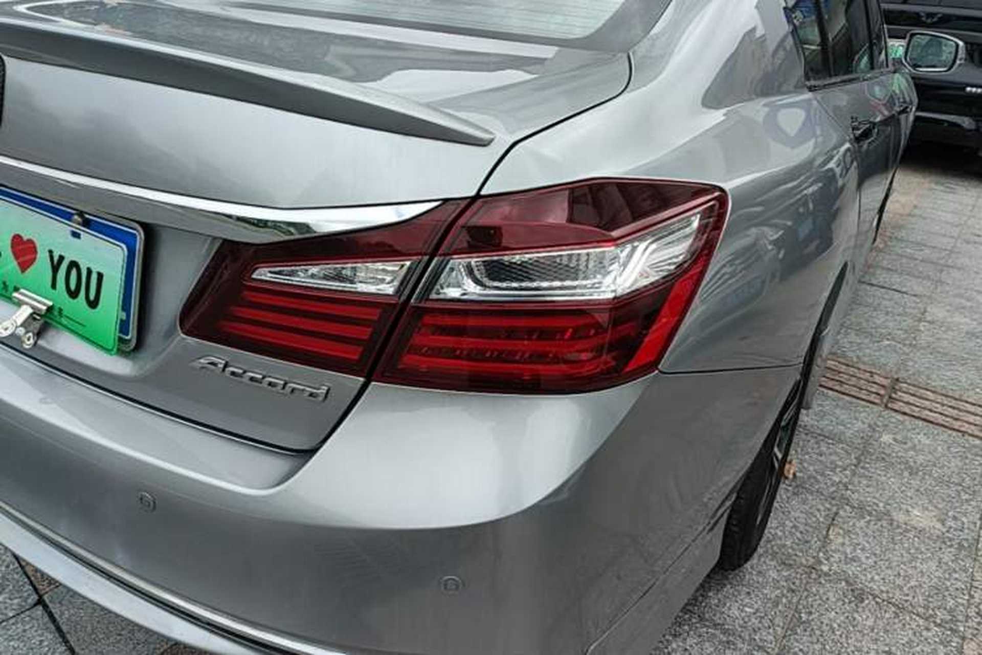 Used Honda Accord 2016 2.0L Luxury Edition Exterior 3
