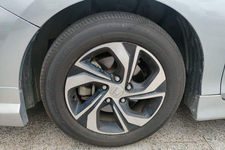 Used Honda Accord 2016 2.0L Luxury Edition Exterior 4