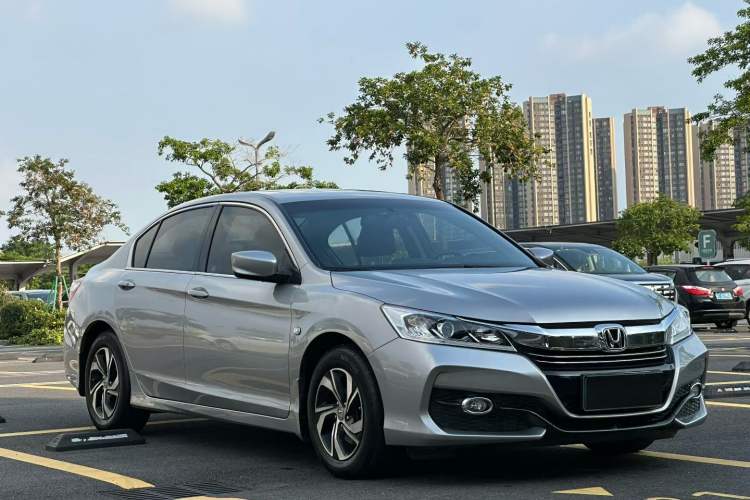 Used Honda Accord 2016 2.0L Elite Edition Exterior 4
