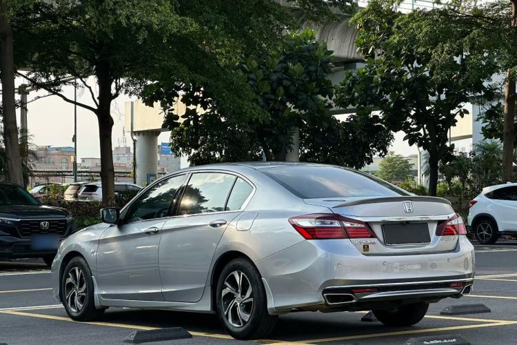 Used Honda Accord 2016 2.0L Elite Edition Exterior 8