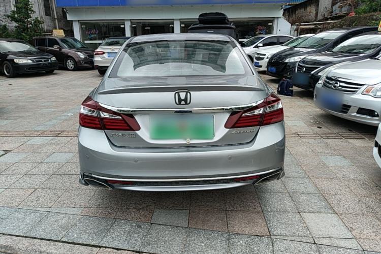 Used Honda Accord 2016 2.0L Luxury Edition Rear
