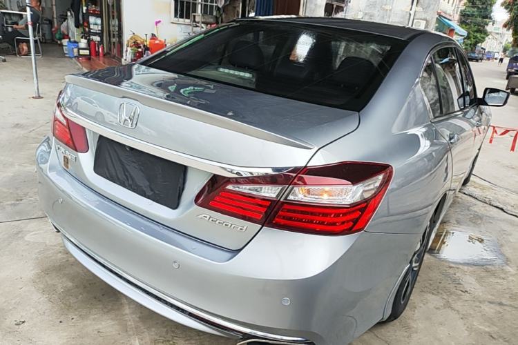 Used Honda Accord 2016 2.0L Elite Edition Rear Right 45 Deg