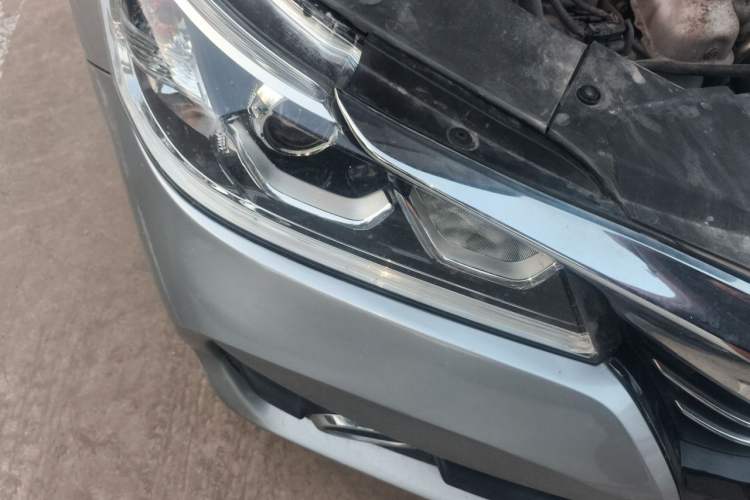 Used Honda Accord 2016 2.0L Elite Edition Right Front Headlight