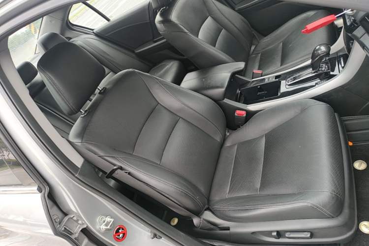 Used Honda Accord 2016 2.0L Luxury Edition Right Front Seat