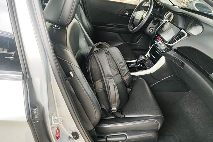 Used Honda Accord 2016 2.0L Elite Edition Right Front Seat