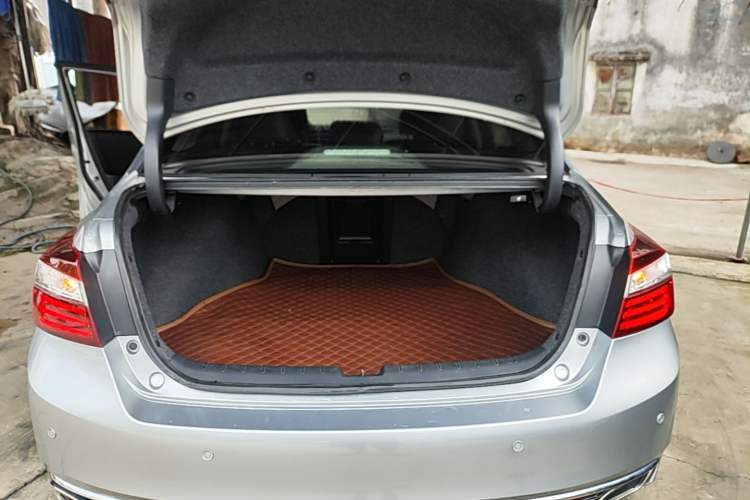 Used Honda Accord 2016 2.0L Elite Edition Trunk