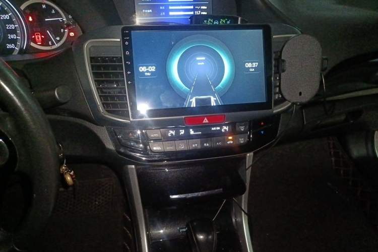 Used Honda Accord 2016 2.0L Elite Edition Audio And AC Panel