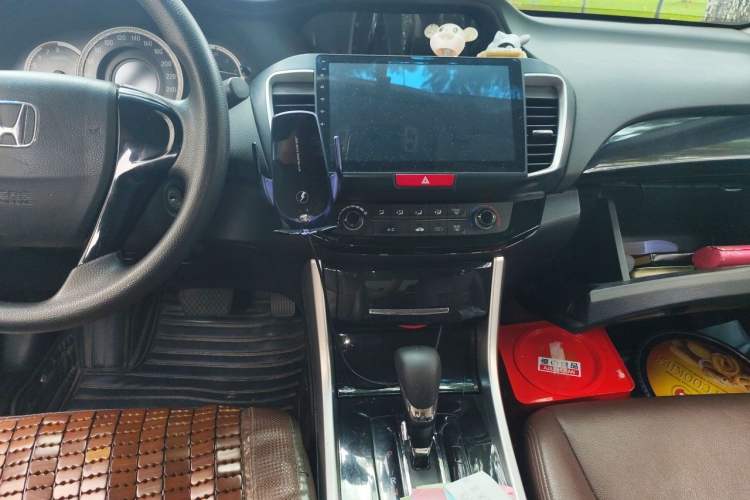 Used Honda Accord 2016 2.0L Comfort Edition Audio And AC Panel