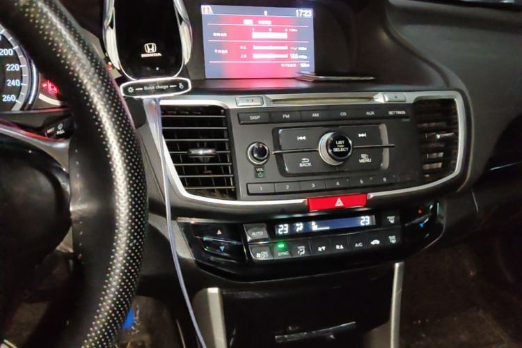 Used Honda Accord 2016 2.0L Elite Edition Audio And AC Panel