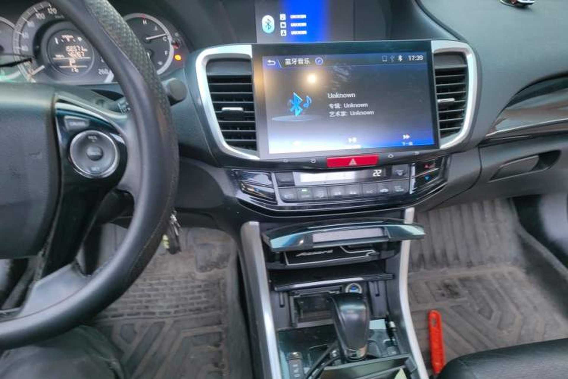 Used Honda Accord 2016 2.0L Luxury Edition Audio And AC Panel