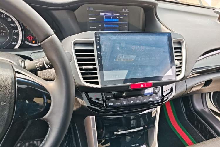 Used Honda Accord 2016 2.0L Elite Edition Audio And AC Panel