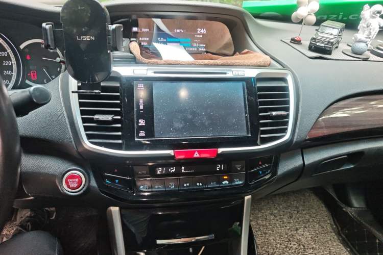 Used Honda Accord 2016 2.4L Luxury Edition Audio And AC Panel