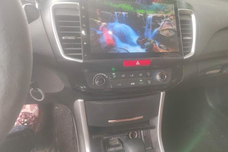 Used Honda Accord 2016 2.0L Comfort Edition Audio And AC Panel