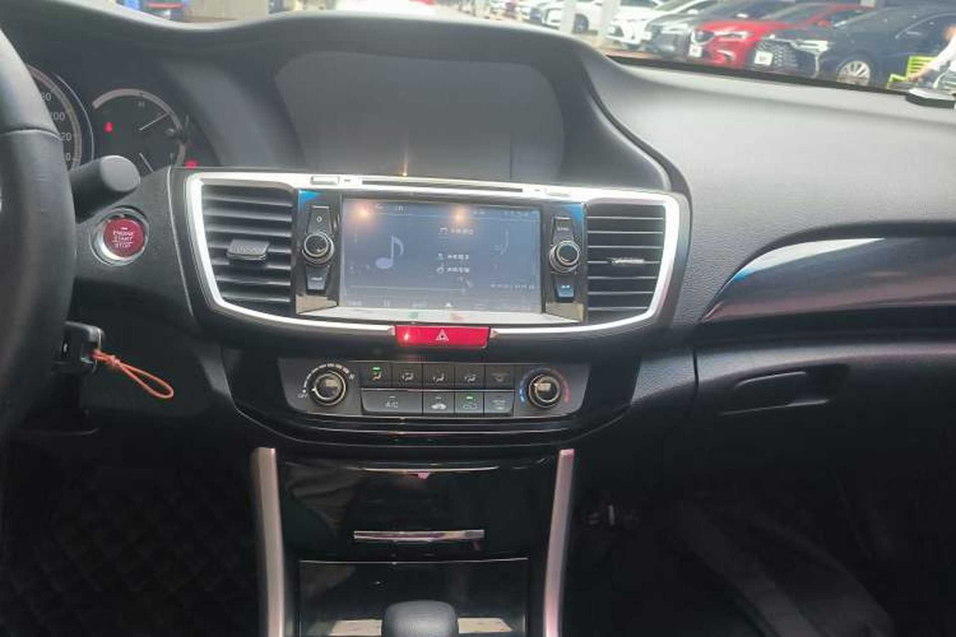 Used Honda Accord 2016 2.0L Comfort Edition Audio And AC Panel