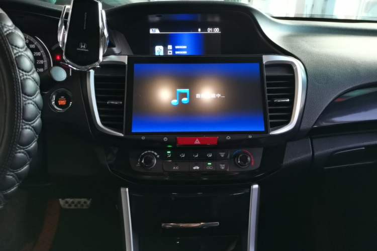 Used Honda Accord 2016 2.0L Comfort Edition Audio And AC Panel