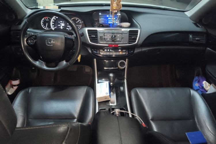 Used Honda Accord 2016 2.0L Elite Edition Center Console
