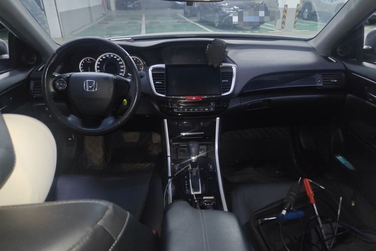 Used Honda Accord 2016 2.0L Elite Edition Center Console