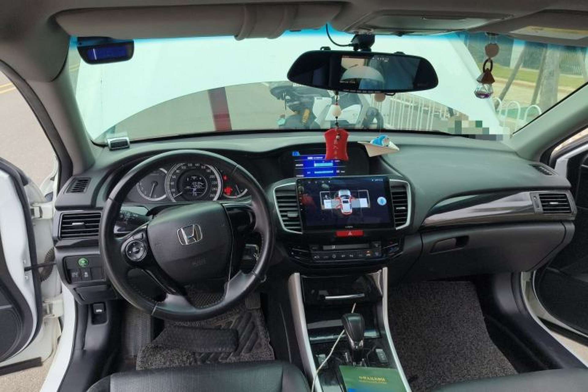 Used Honda Accord 2016 2.0L Elite Edition Center Console