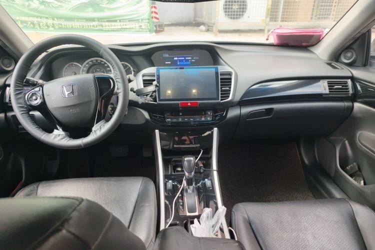 Used Honda Accord 2016 2.0L Elite Edition Center Console
