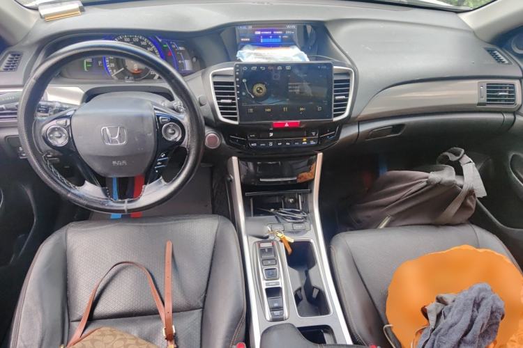 Used Honda Accord 2016 Hybrid 2.0L Sharp Edition Center Console