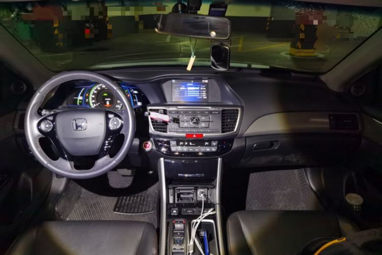Used Honda Accord 2016 Hybrid 2.0L Sharp Edition Center Console