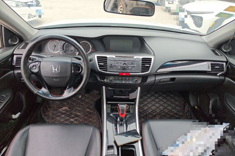 Used Honda Accord 2016 2.0L Comfort Edition Center Console