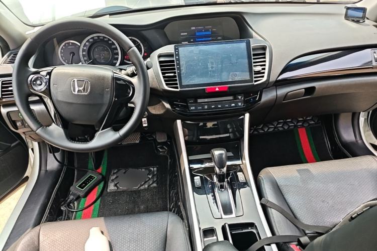 Used Honda Accord 2016 2.0L Elite Edition Center Console